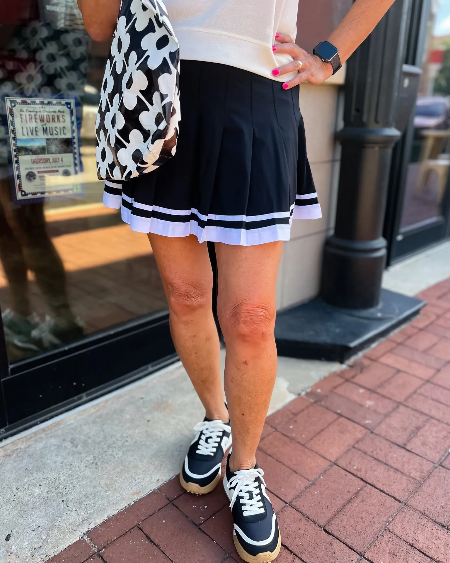 Black Pleated Tennis Skirt w/Stripe