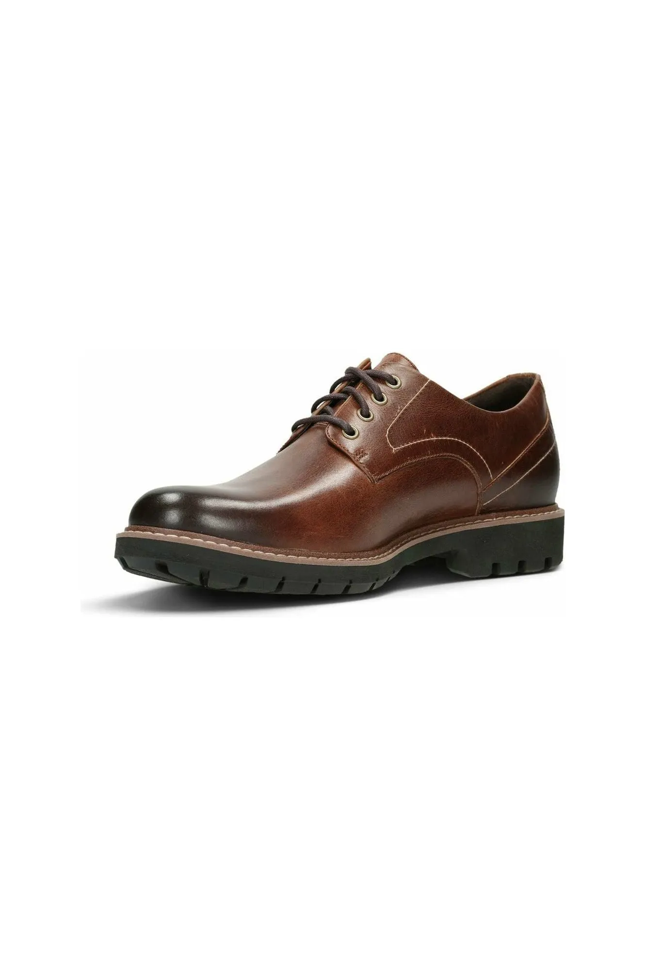 Clarks Batcombe Hall in dark tan leather