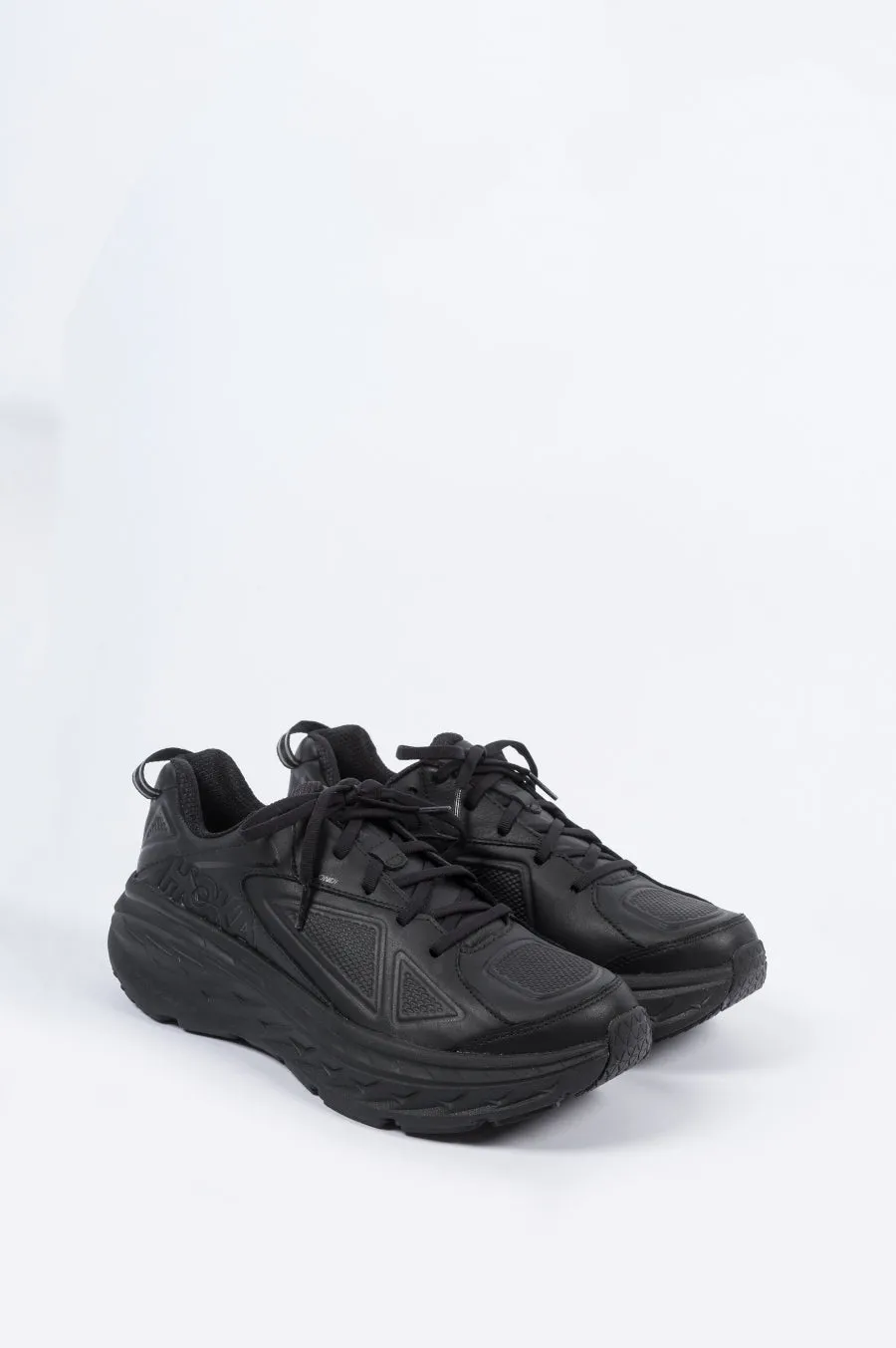 HOKA ONE ONE BONDI LEATHER BLACK