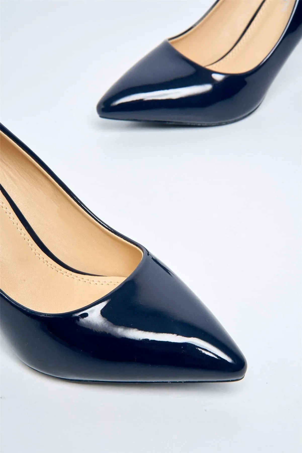 Ingrid Pointed Toe Court Heels in Navy Patent