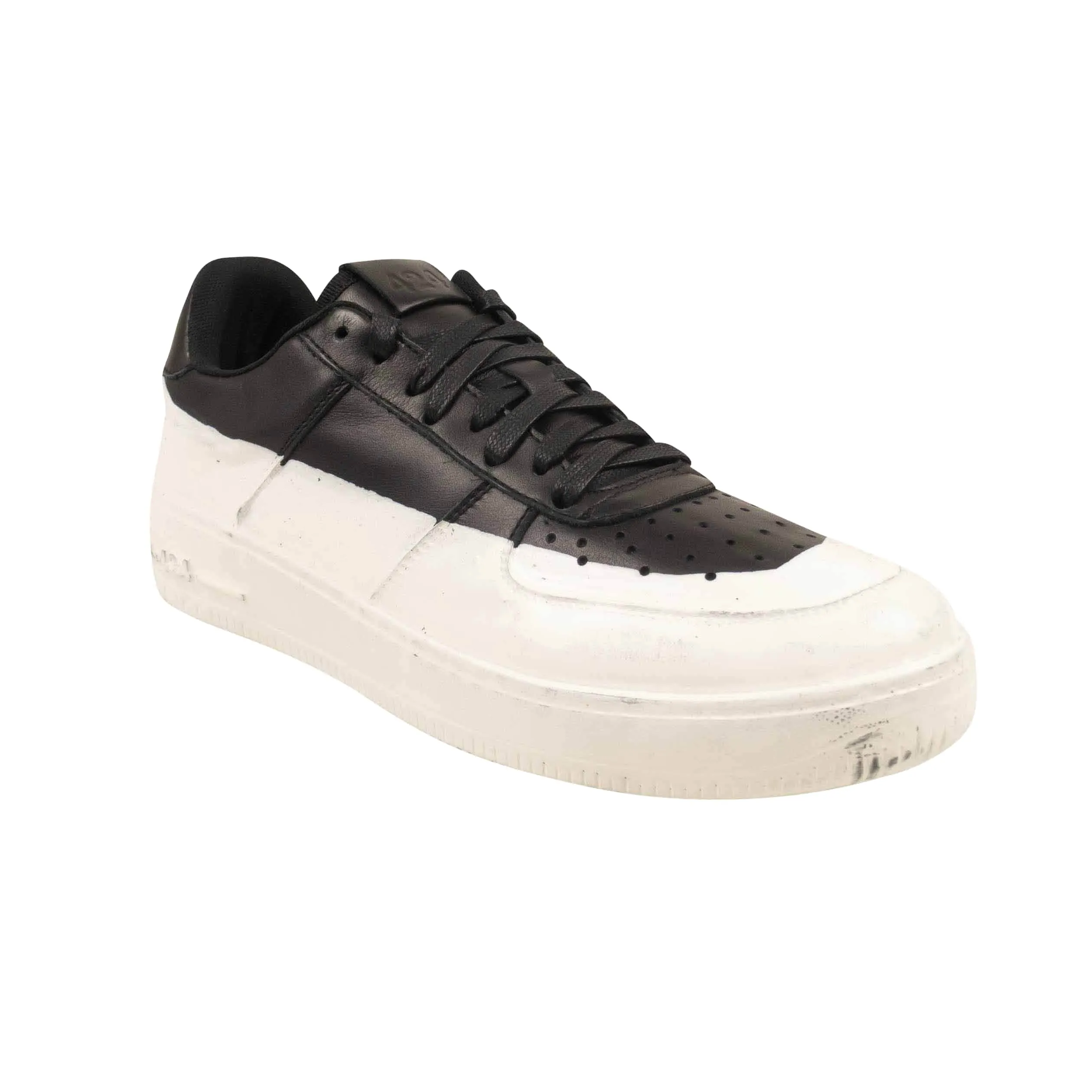 NIB 424 ON FAIRFAX Black Wax Dip Low Leather Sneakers Size 7/40 $790