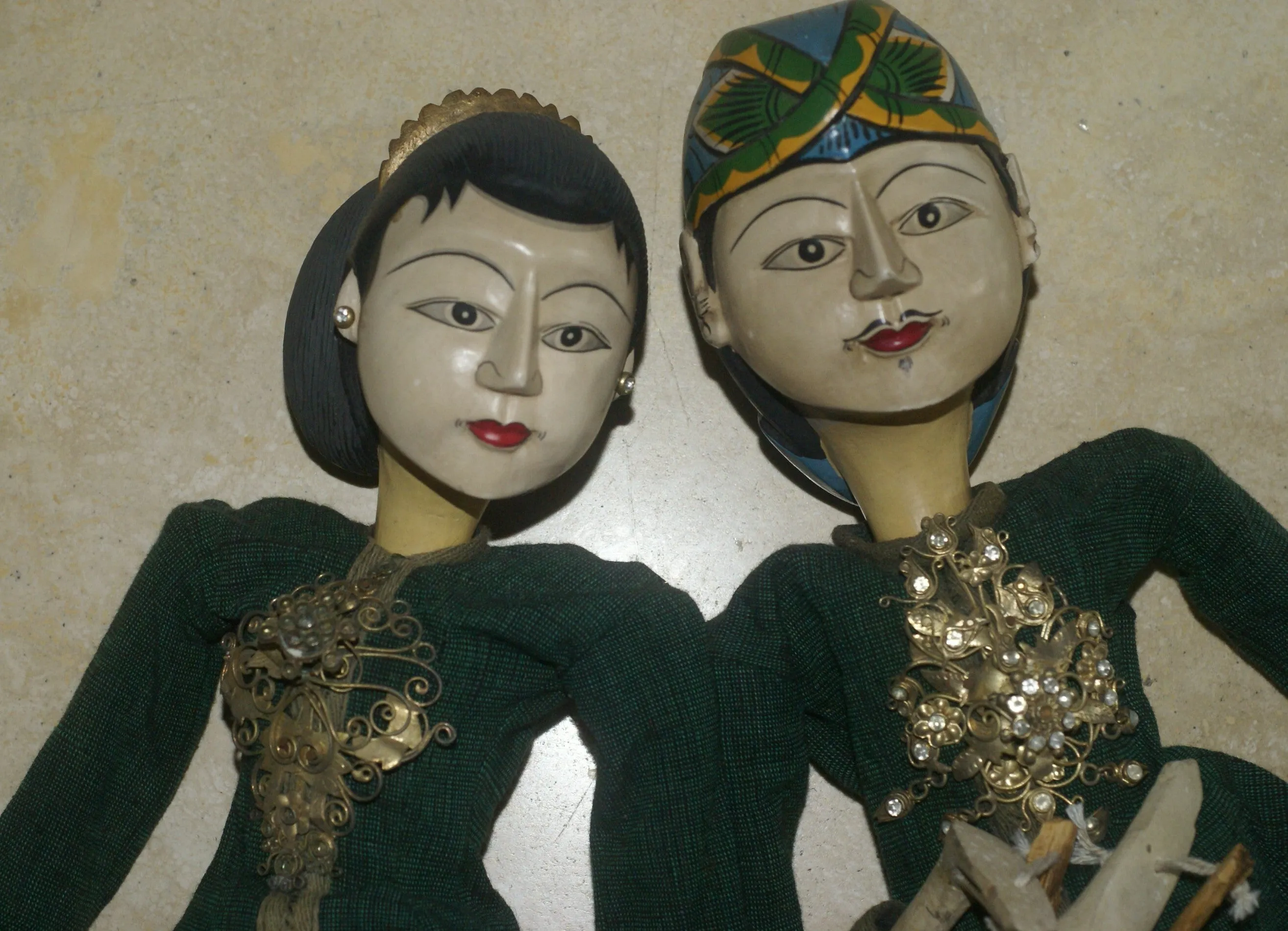 Vintage Javanese Theater Royal Puppet Couple: Rama & Sinta, Created by Master Artist Carver & Painter, Clothed in Hand Made Batik Costume (Wooden Wayang Golek or Puppet Dolls Collectibles) Yogyakarta, late 1900’s, Indonesia.