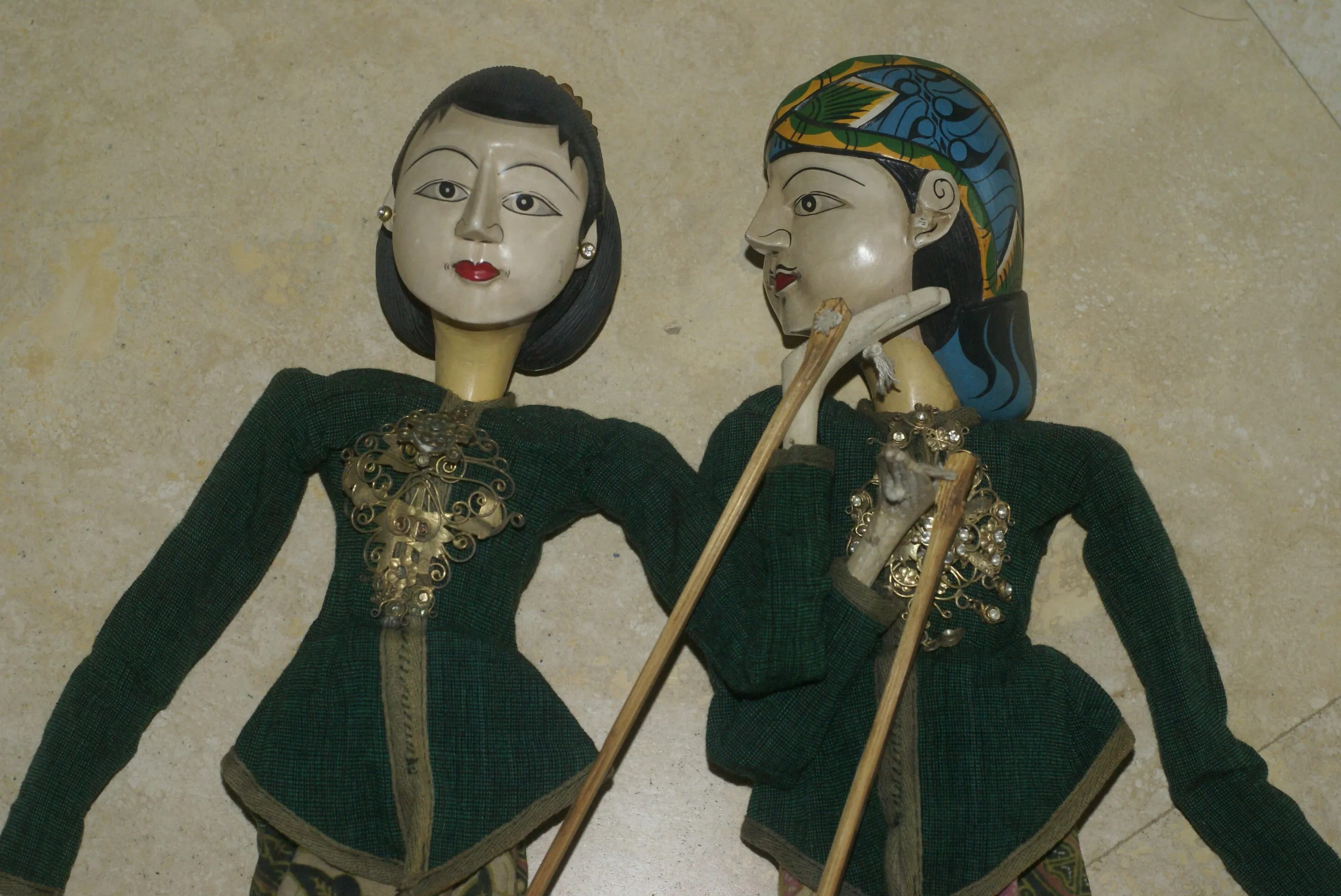 Vintage Javanese Theater Royal Puppet Couple: Rama & Sinta, Created by Master Artist Carver & Painter, Clothed in Hand Made Batik Costume (Wooden Wayang Golek or Puppet Dolls Collectibles) Yogyakarta, late 1900’s, Indonesia.