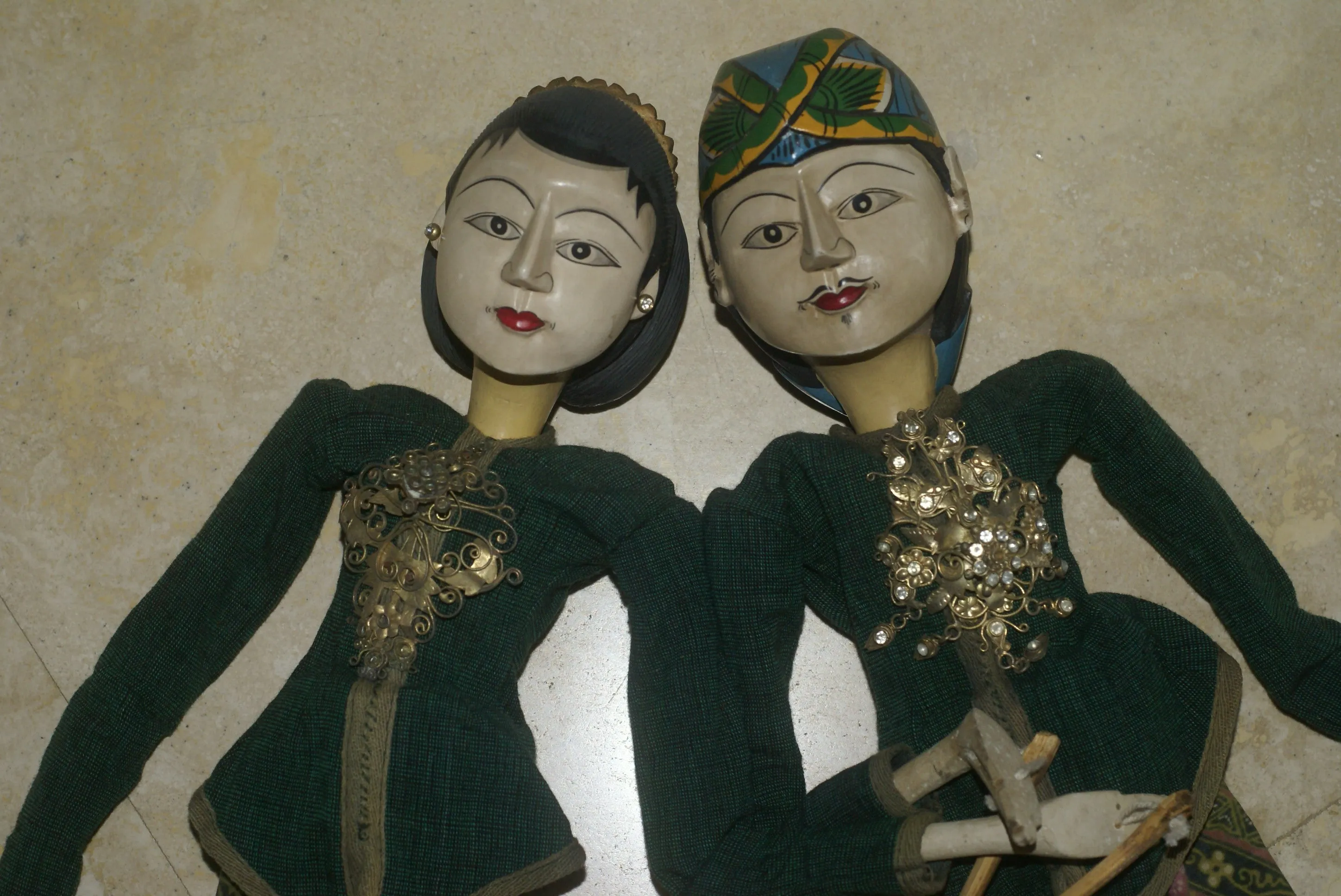 Vintage Javanese Theater Royal Puppet Couple: Rama & Sinta, Created by Master Artist Carver & Painter, Clothed in Hand Made Batik Costume (Wooden Wayang Golek or Puppet Dolls Collectibles) Yogyakarta, late 1900’s, Indonesia.