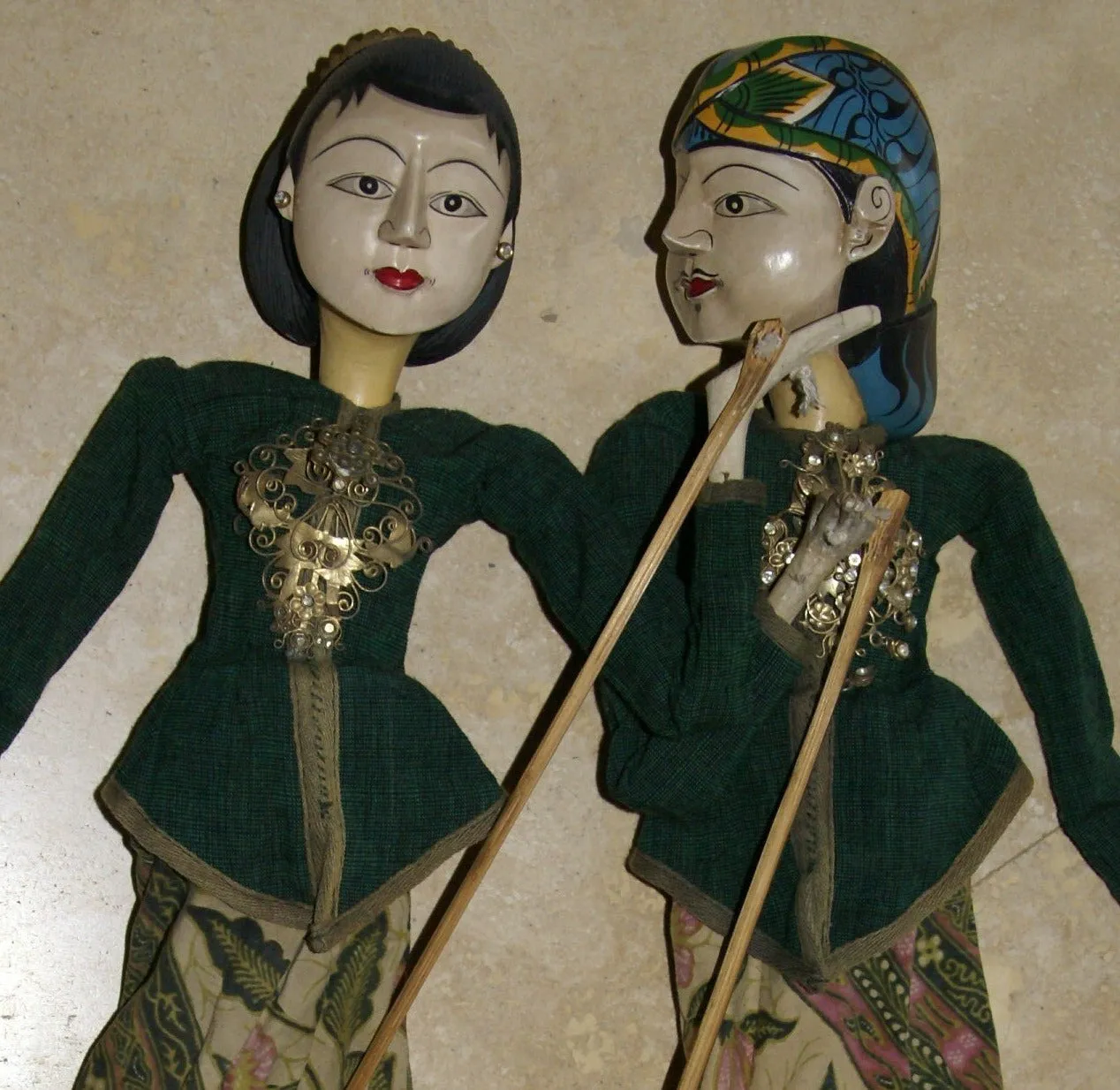 Vintage Javanese Theater Royal Puppet Couple: Rama & Sinta, Created by Master Artist Carver & Painter, Clothed in Hand Made Batik Costume (Wooden Wayang Golek or Puppet Dolls Collectibles) Yogyakarta, late 1900’s, Indonesia.