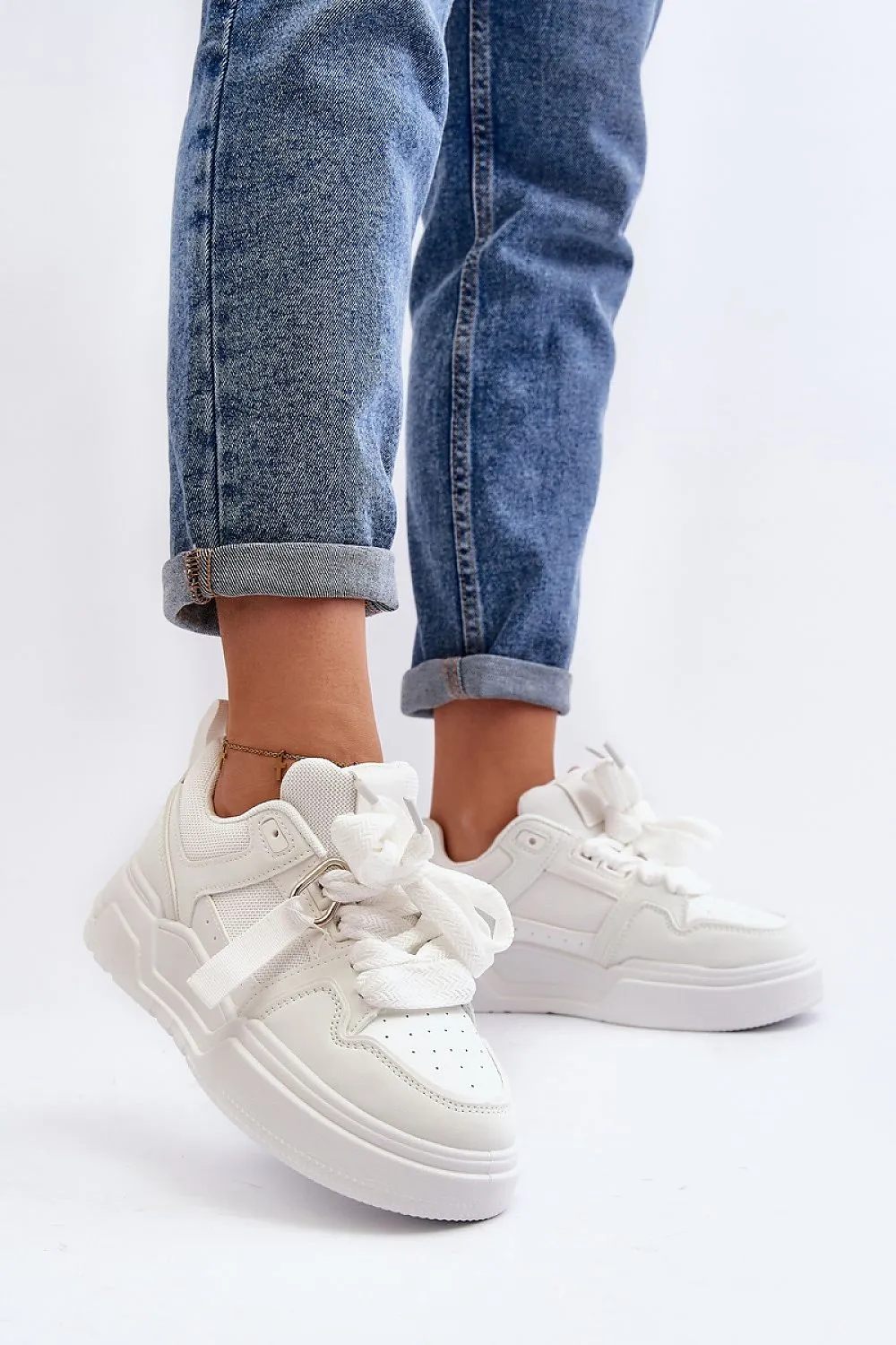 White Fashion Classic Laced Sneakers