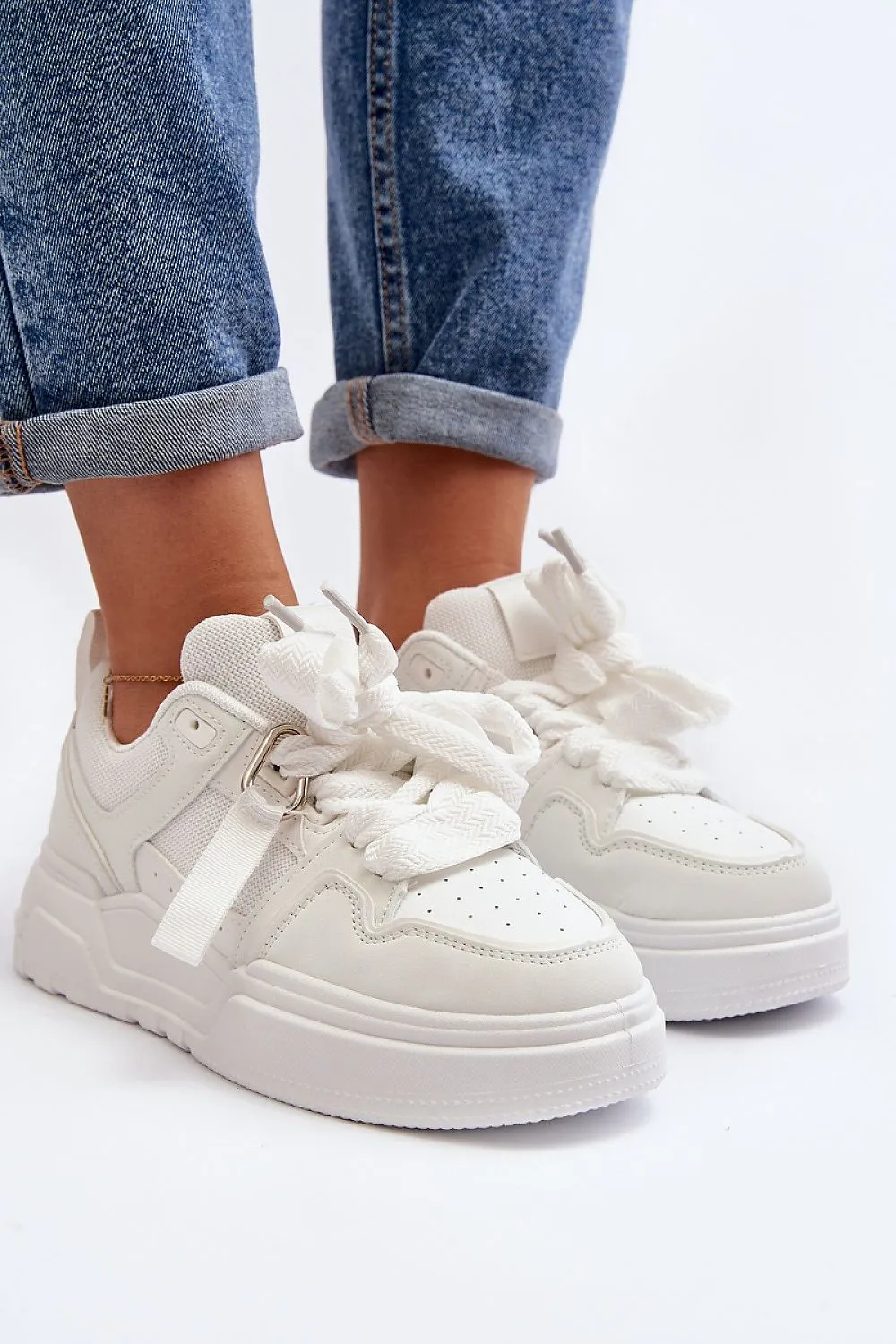 White Fashion Classic Laced Sneakers