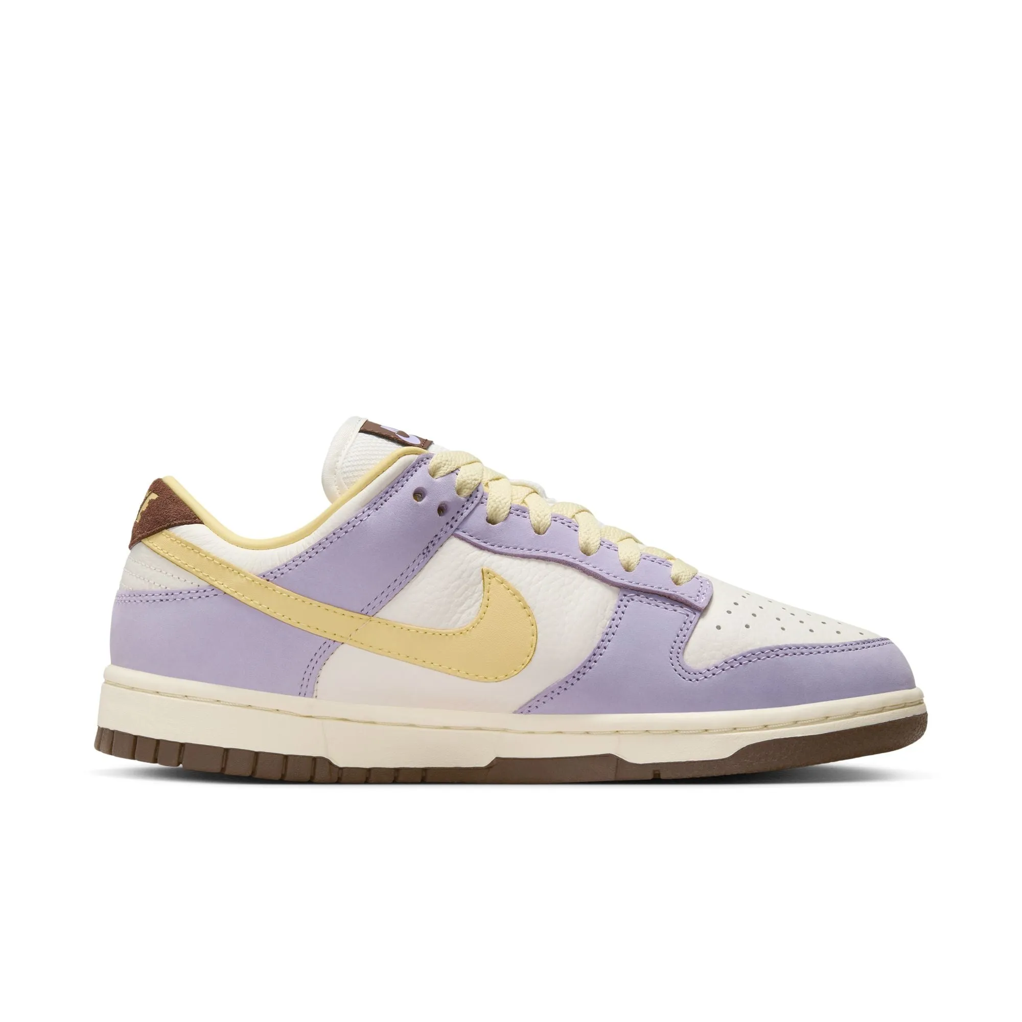 WMNS Nike Dunk Low Premium