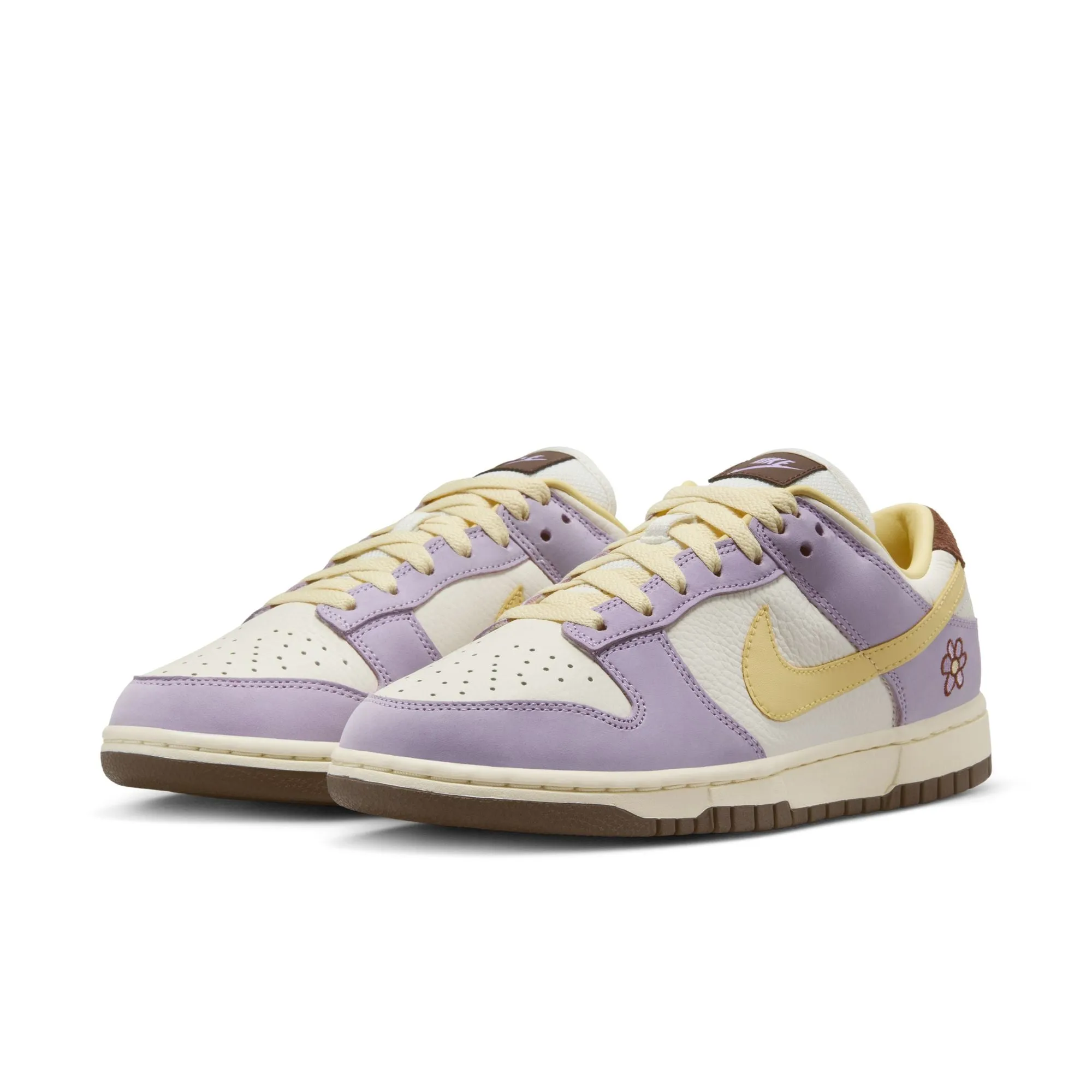 WMNS Nike Dunk Low Premium