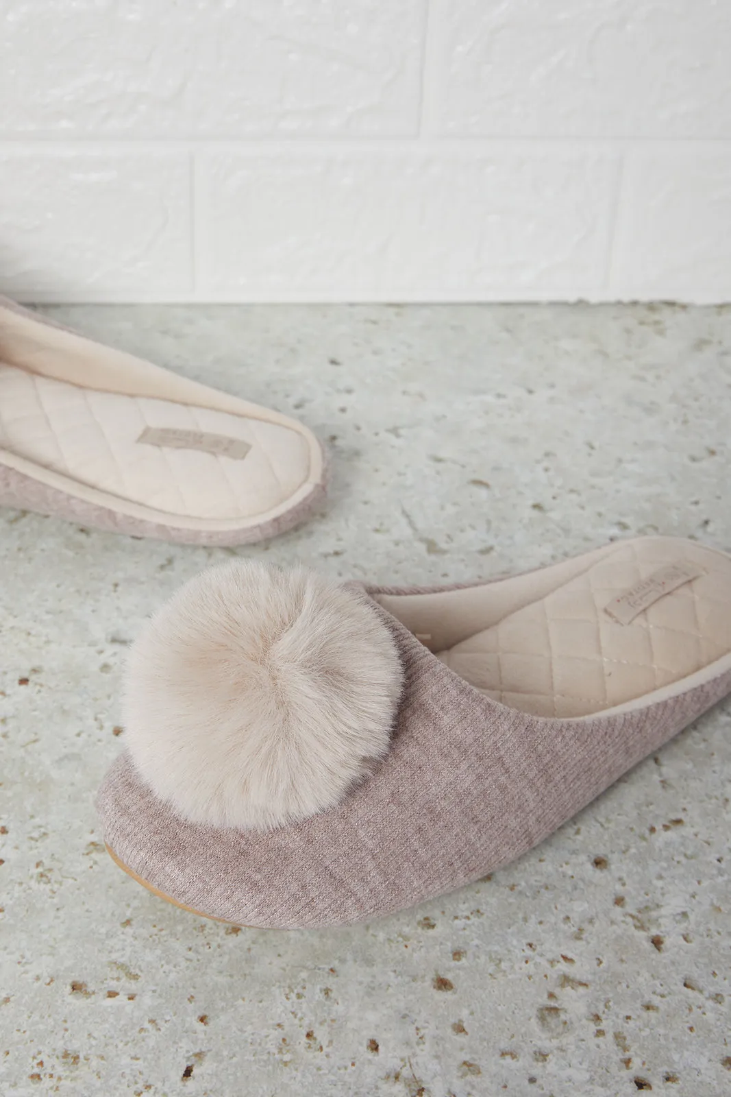 Women Brown Pom Pom Slipper