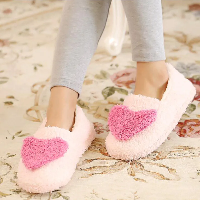 Women Love House Slippers 2017 hot  Plush Warm Home Slippers Thermal Indoor Slipper for Autumn Winter Soft Sole Shoes